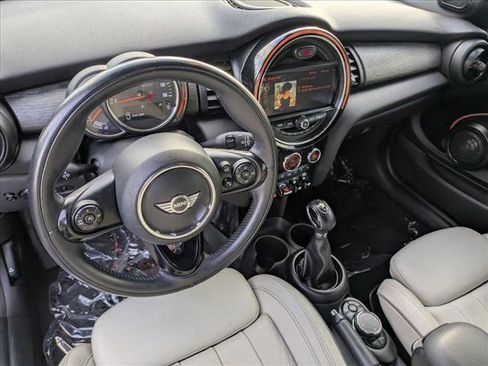 Used 2018 MINI Cooper S image 10