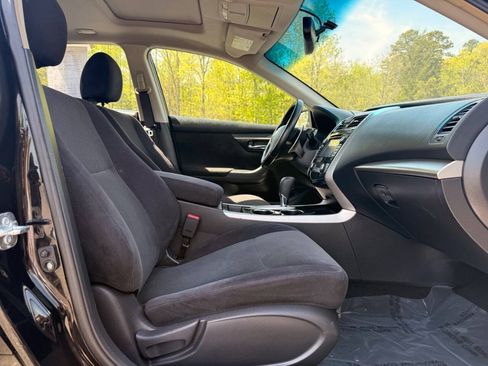 Used 2013 Nissan Altima 3.5 SV w/ Navigation Pkg FWD image 15