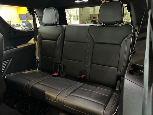Used 2022 Chevrolet Tahoe Premier AWD/4WD image 24