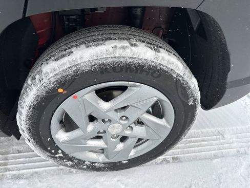 New 2026 Hyundai Kona SE image 7