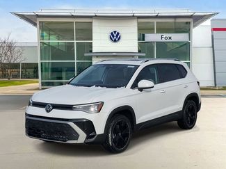 New 2026 Volkswagen Taos SE FWD video 2