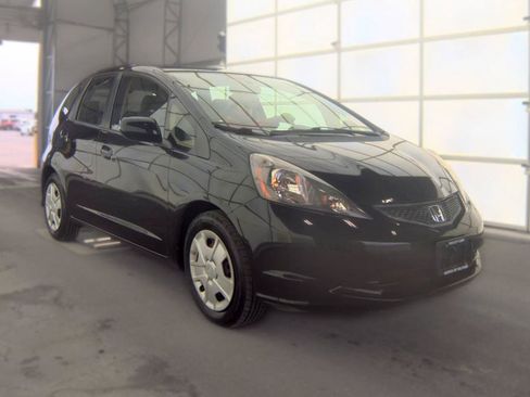 Used 2013 Honda Fit image 3