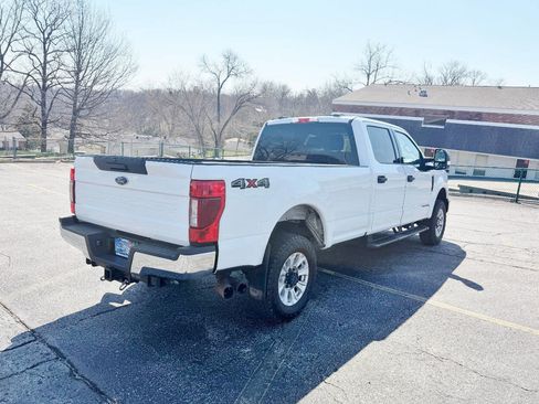 Used 2022 Ford F350 XLT image 5