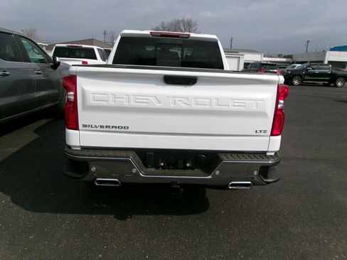 New 2026 Chevrolet Silverado 1500 LTZ w/ LTZ Premium Package AWD/4WD image 12