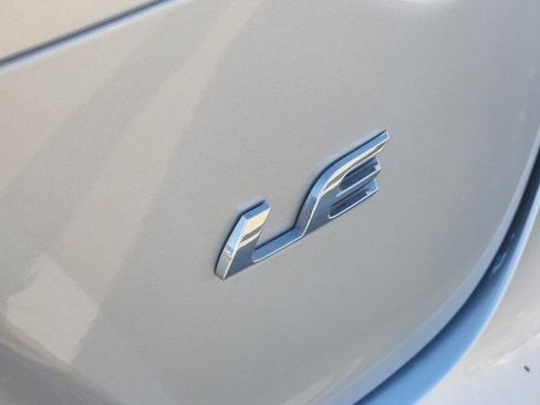 Used 2025 Toyota Corolla LE image 8