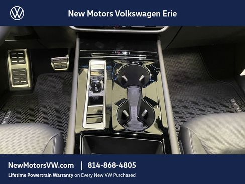 New 2026 Volkswagen Atlas Cross Sport SEL R-Line AWD/4WD image 9