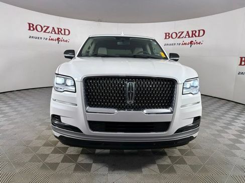 Certified 2023 Lincoln Navigator 4WD image 2