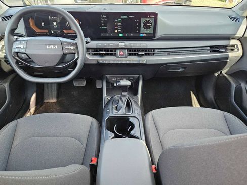 Certified 2025 Kia K4 LXS image 15