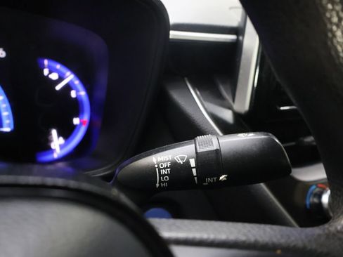 Used 2020 Toyota Corolla LE FWD image 25