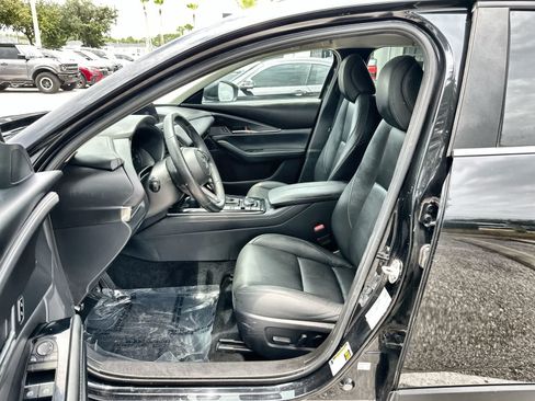 Used 2024 MAZDA CX-30 AWD 2.5 S w/ Preferred Package image 2