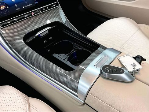 New 2026 Mercedes-Benz C 300 4MATIC Sedan image 7