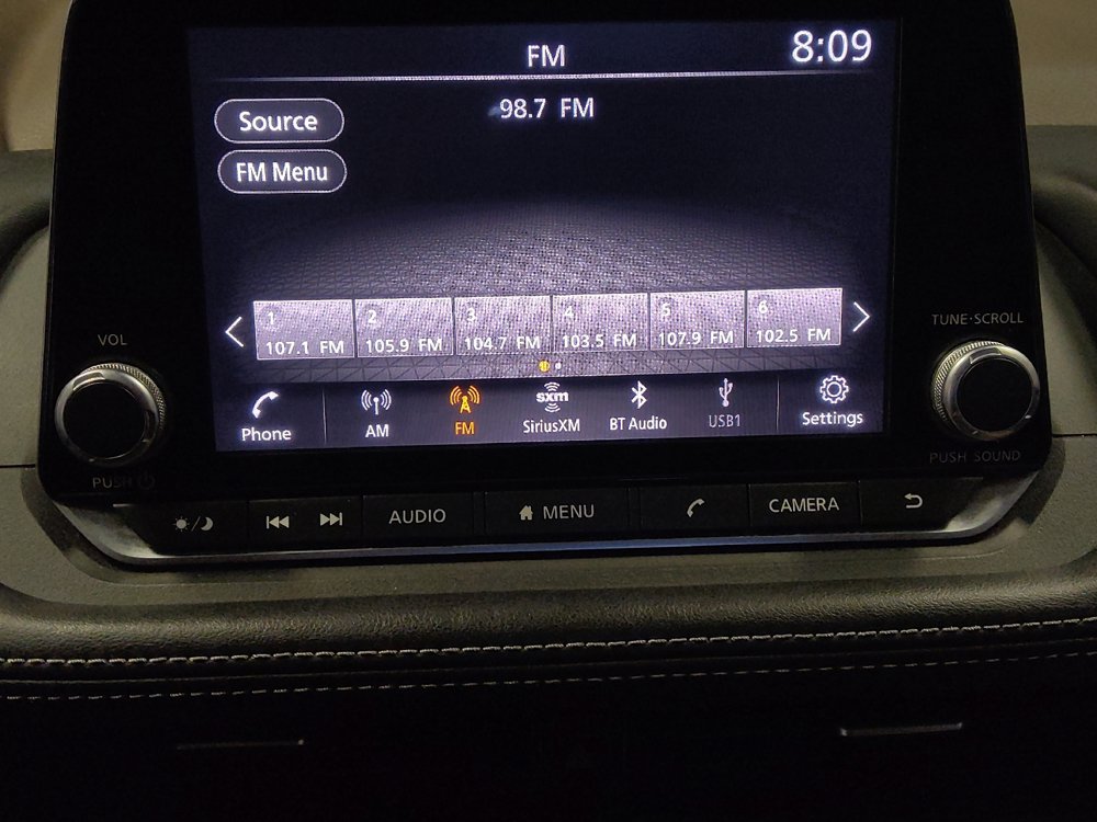 Used 2021 Nissan Rogue SV FWD image 25