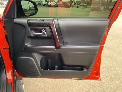 Certified 2024 Toyota 4Runner TRD Off-Road Premium AWD/4WD image 17