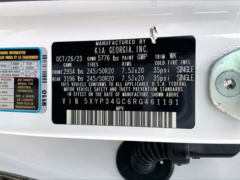 Used 2024 Kia Telluride EX w/ EX Captain's Chair Package FWD image 33
