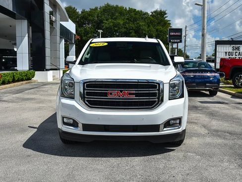 Used 2019 GMC Yukon XL SLT w/ Open Road Package image 4