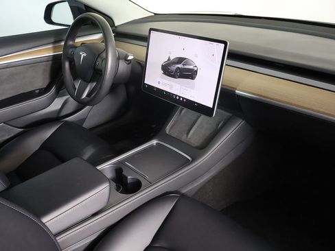 Used 2023 Tesla Model 3 Standard Range RWD image 31