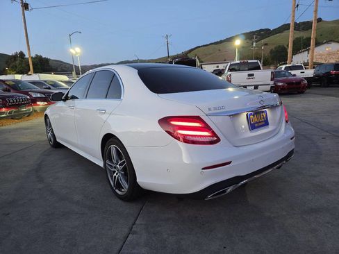 Used 2019 Mercedes-Benz E 300 w/ Premium 1 Package image 8