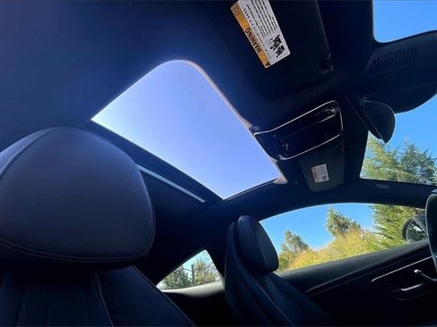 Certified 2025 Mercedes-Benz CLE 300 4MATIC Coupe image 31