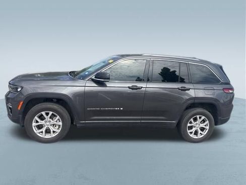 Used 2022 Jeep Grand Cherokee Limited RWD image 15