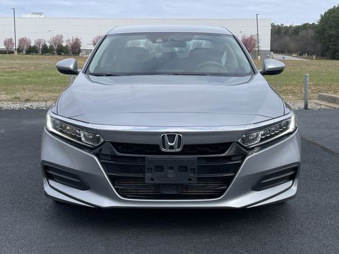 Certified 2018 Honda Accord LX image 3