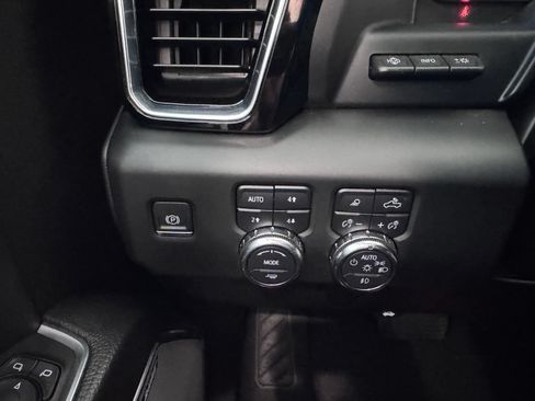 Certified 2023 GMC Sierra 1500 Denali w/ Technology Package AWD/4WD image 25