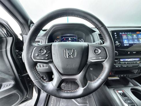 Used 2022 Honda Passport TrailSport image 22