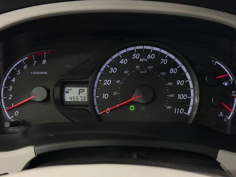 Used 2011 Toyota Sienna LE image 18