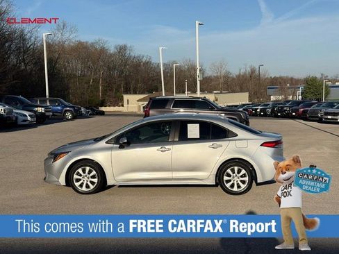 Used 2021 Toyota Corolla LE image 2