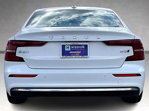 Certified 2023 Volvo S60 B5 Ultimate image 5