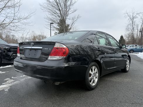 Used 2005 Toyota Camry image 6
