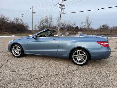 Used 2011 Mercedes-Benz E 350 Cabriolet image 31