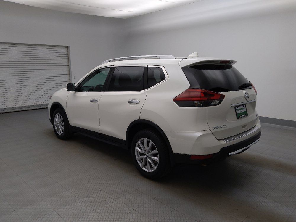 Used 2018 Nissan Rogue SV w/ Sun & Sound Touring Package AWD/4WD image 3