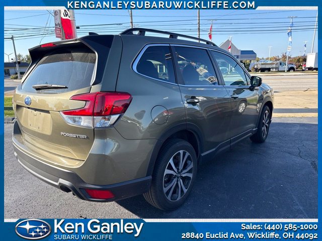 Used 2024 Subaru Forester Limited AWD/4WD image 2
