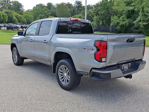 Used 2024 Chevrolet Colorado LT w/ LT Convenience Package II AWD/4WD image 7