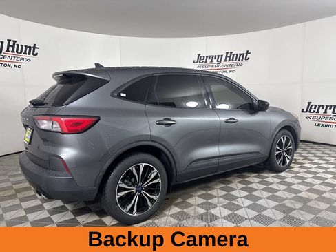 Used 2022 Ford Escape SE w/ SE Sport Appearance Package FWD image 5