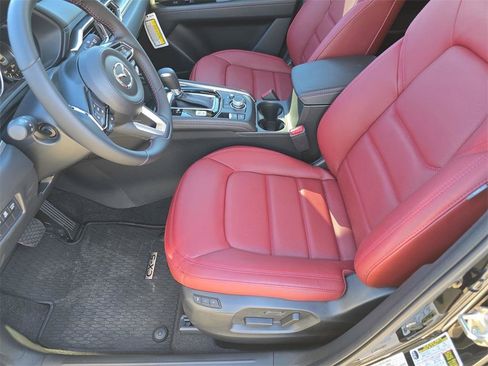 New 2025 MAZDA CX-5 Carbon Edition image 14