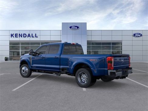 New 2026 Ford F450 XLT w/ XLT Premium Package image 4