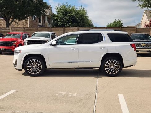 Used 2021 GMC Acadia Denali w/ Denali Technology Package FWD image 12