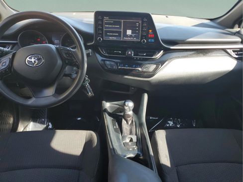 Used 2019 Toyota C-HR LE image 9