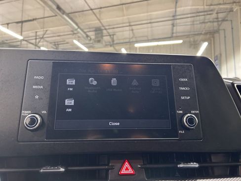 Used 2025 Kia Sportage LX image 22