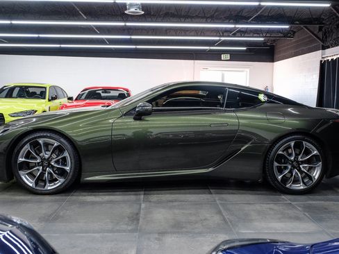 Used 2021 Lexus LC 500 Coupe w/ Performance Package image 18