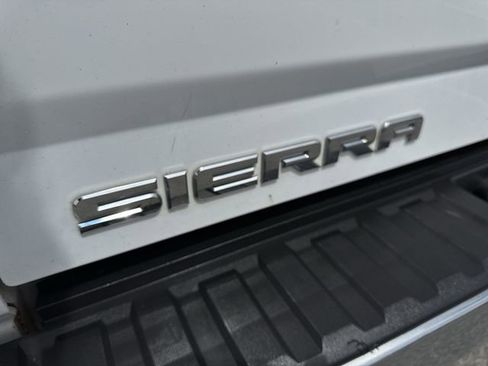 Used 2018 GMC Sierra 1500 2WD Regular Cab image 25