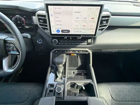 Used 2024 Toyota Tundra Limited image 18