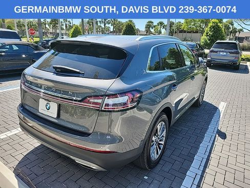 Used 2021 Lincoln Nautilus FWD w/ Equipment Group 101A image 6