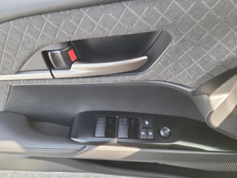 Used 2026 Toyota Camry XLE FWD image 17