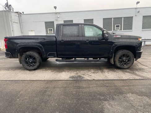 Used 2022 Chevrolet Silverado 2500 LTZ w/ LTZ Plus Package AWD/4WD image 4