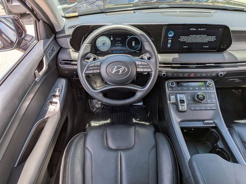Used 2023 Hyundai Palisade Limited FWD image 19