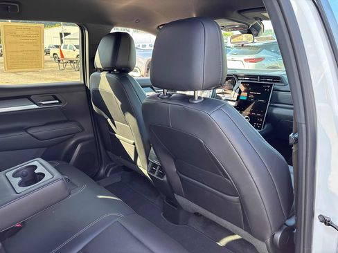 Used 2026 GMC Terrain Elevation w/ Elevation Premium Package AWD/4WD image 27