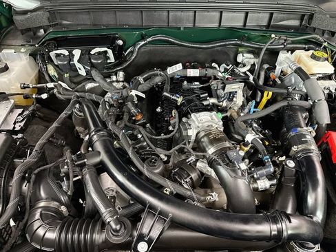 Used 2023 Ford Bronco Black Diamond w/ Sasquatch Package AWD/4WD image 30