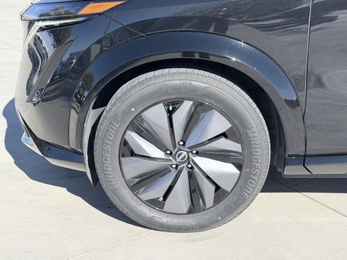 Used 2023 Nissan Ariya FWD image 34